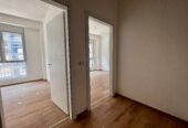 Shitet, Apartament 2+1+ballkon, ”Ish Fusha e Aviacionit ” Tiranë.