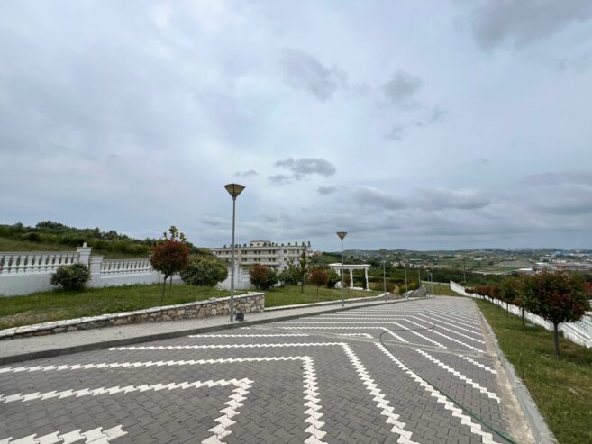 Shitet godinë 4-katëshe në Maminas- Durrës