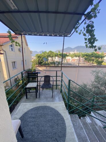 🏡 Jepet Apartament 1+1 me Qera mbi Ish Tregun Elektrik, Tiranë
