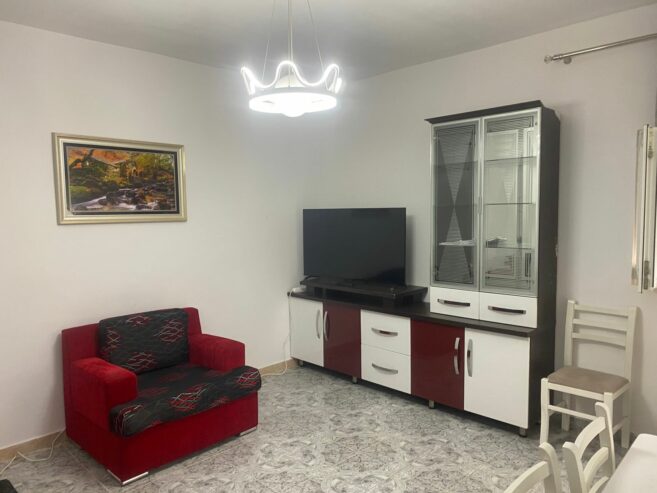 Jepet me qira apartament 1+1 ne rrugen e Dibres tek QSUT Tirane