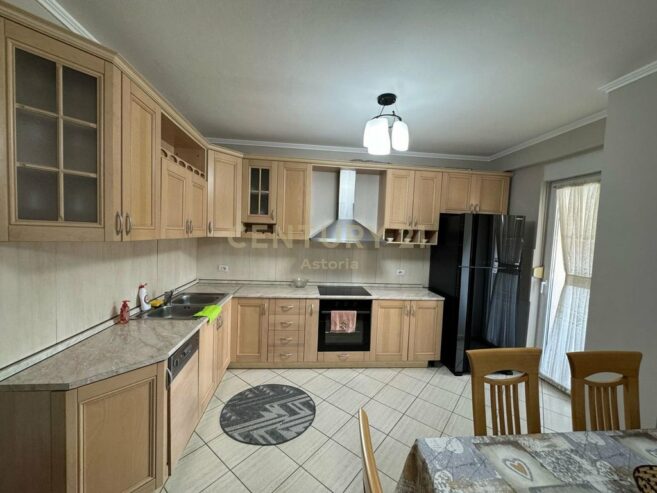 Apartament 2+1 për shitje pranë stadiumit Air Albania – Lokacion elitar në zemër të Tiranës