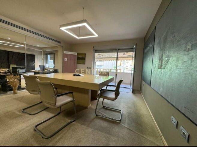 Apartament 3+1+3 ne Bllok per Shitje