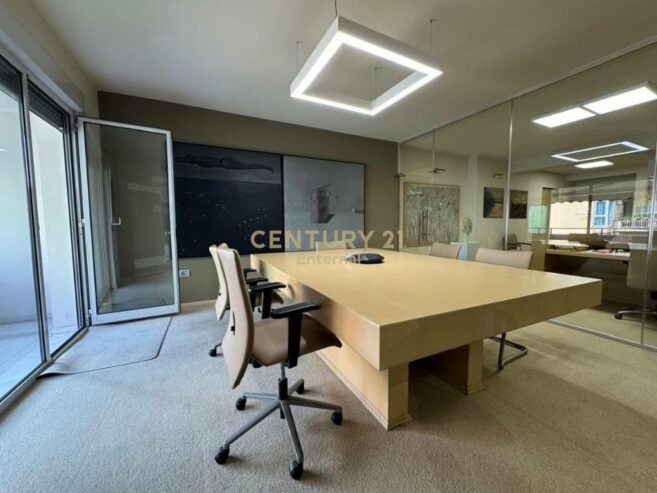 Apartament 3+1+3 ne Bllok per Shitje