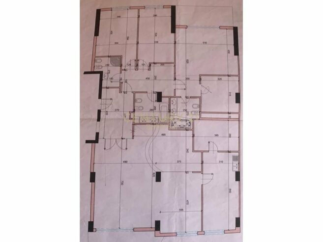 Apartament 3+1+3 ne Bllok per Shitje