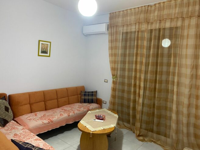 Jepet me qira Apartament 3+1+2 tek Fresku Tirane