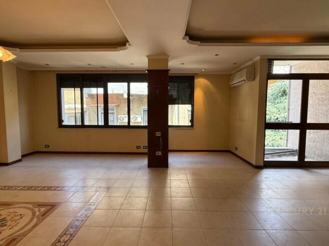 SHITET APARTAMENT 2+1+2 TEK KAFE ROMA, ISH-BLLOK !